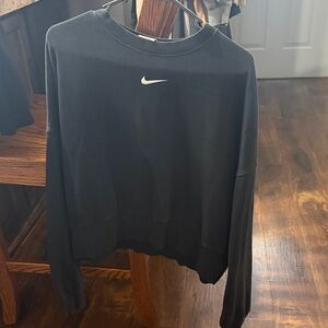 Nike Black Crewneck Sweatshirt
